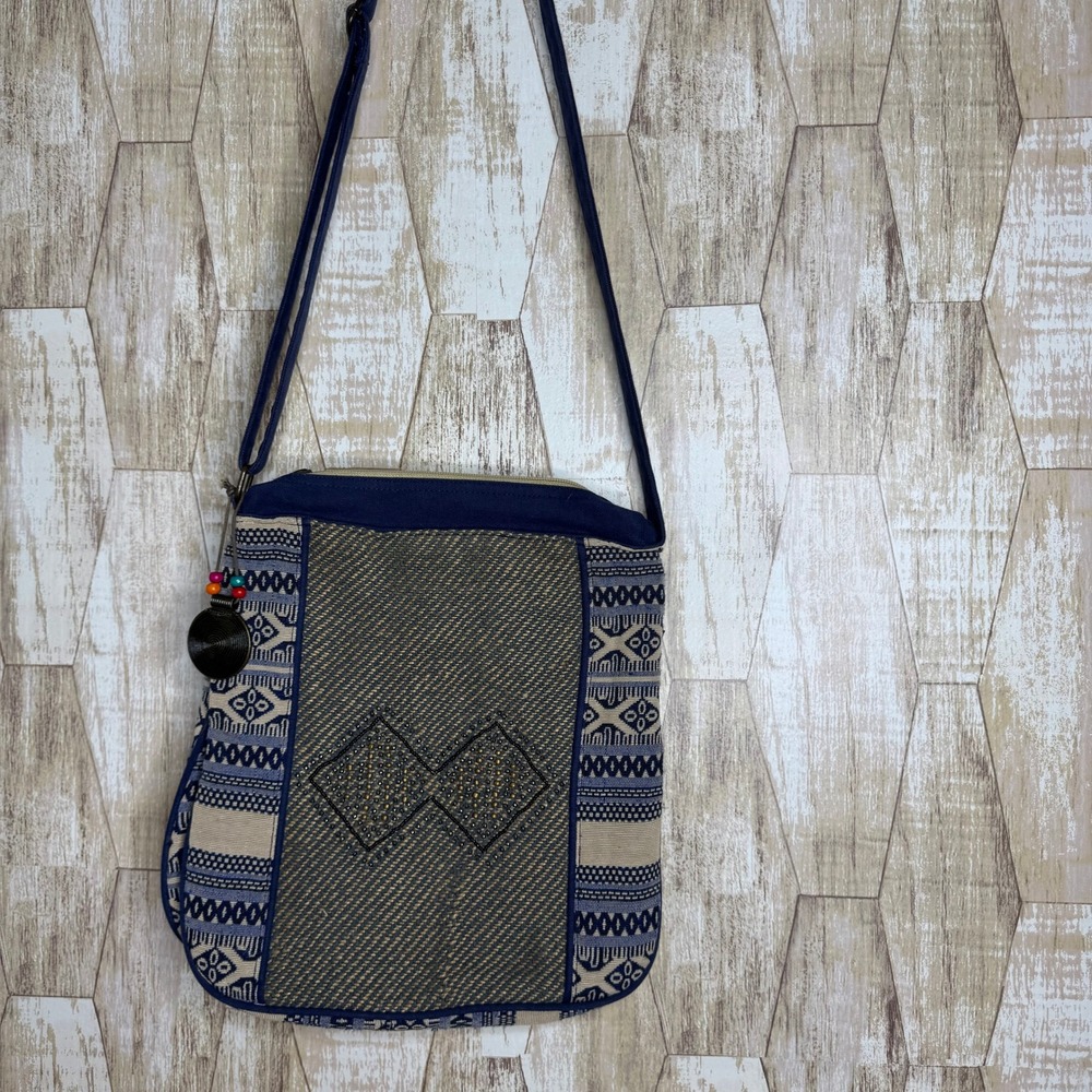 Vintage Catori Boho Embroidered Crossbody Bag Blue Tan‎ Beaded Charm